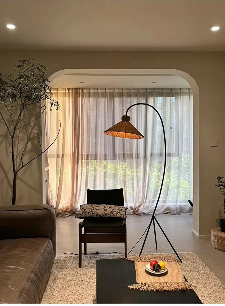 Nordic ARC Floor Lamp Retro Wooden Standing Lamp For Homestay Living Room Sofa Side Study Bedroom Bedside Reading Stand Lighting