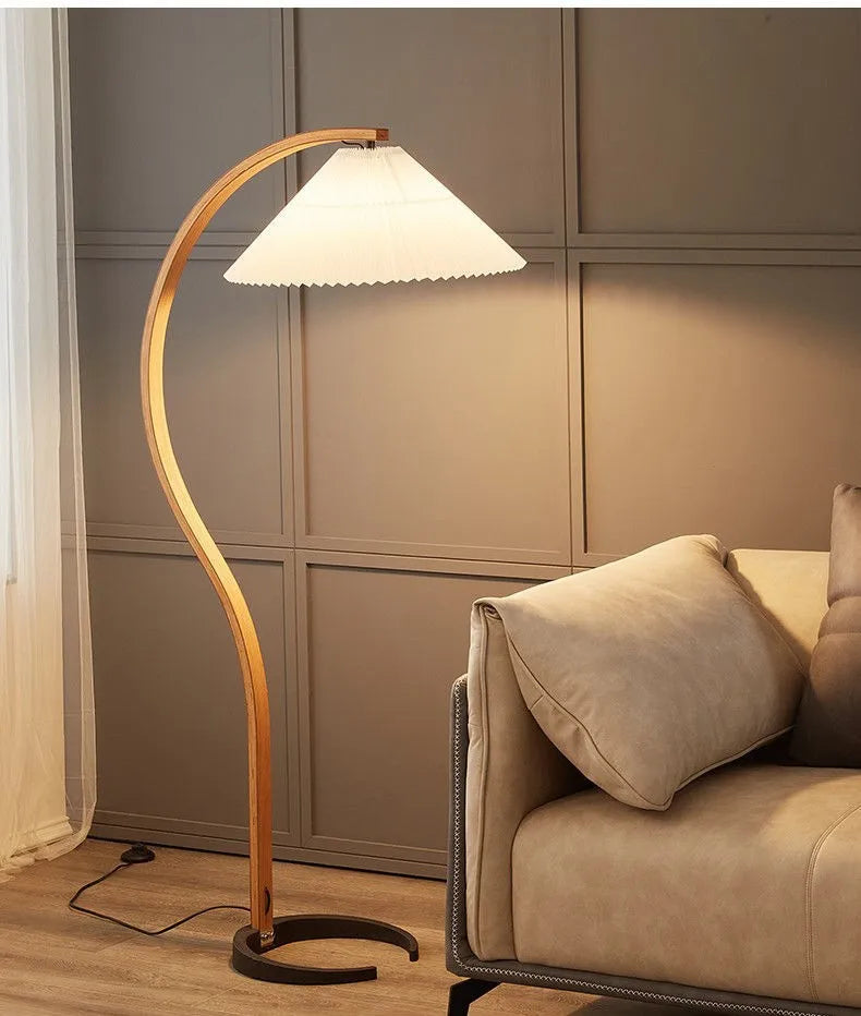 Nordic ARC Floor Lamp Retro Wooden Standing Lamp For Homestay Living Room Sofa Side Study Bedroom Bedside Reading Stand Lighting