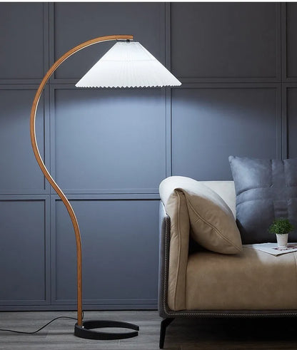 Nordic ARC Floor Lamp Retro Wooden Standing Lamp For Homestay Living Room Sofa Side Study Bedroom Bedside Reading Stand Lighting